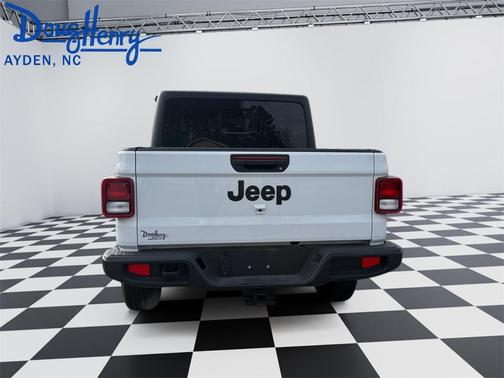 2024 Jeep Gladiator Sport