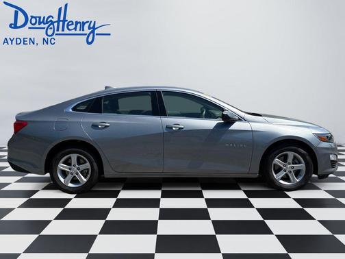 Sterling Gray Metallic 2024 Chevrolet Malibu LT