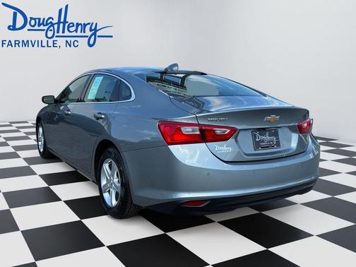 Sterling Gray Metallic 2024 Chevrolet Malibu LT