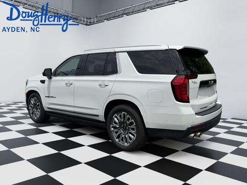 White Frost Tri-Coat 2023 GMC Yukon Denali Ultimate