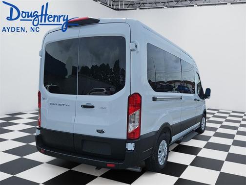 2025 Ford Transit-350 XLT 148 WB Medium Roof Passenger