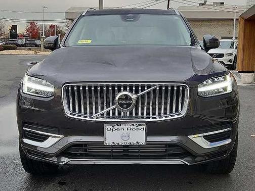2024 Volvo XC90 Plus