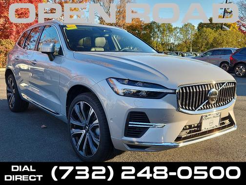 2023 Volvo XC60 Recharge Plug-In Hybrid Ultimate Bright