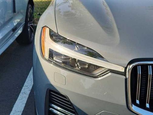 Thunder Grey Metallic 2022 Volvo XC60 Recharge Plug-In Hybrid T8 Inscription Extended Range