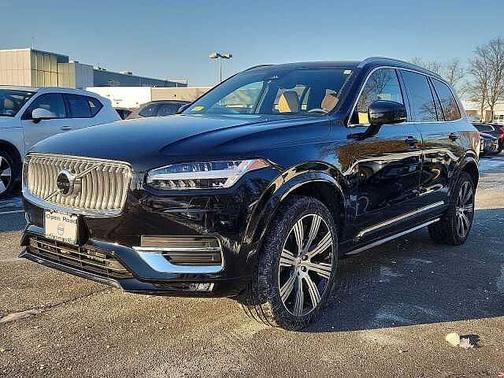 2023 Volvo XC90 B6 AWD Ultimate 7-Seater
