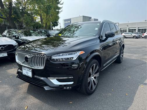 2023 Volvo XC90 B6 AWD Ultimate 7-Seater