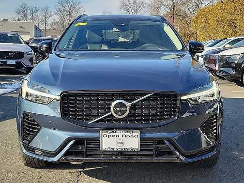 2023 Volvo XC60 Plus