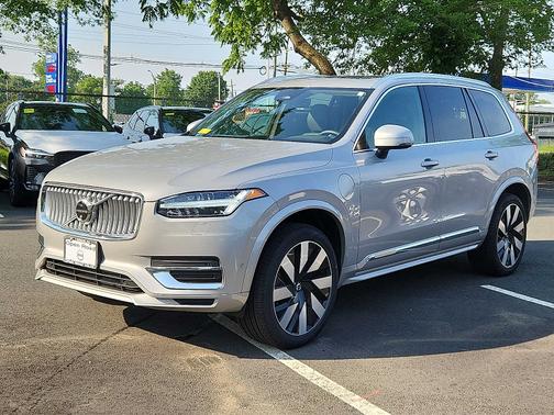2024 Volvo XC90 Recharge Plug-In Hybrid T8 Plus Bright 7-Seater