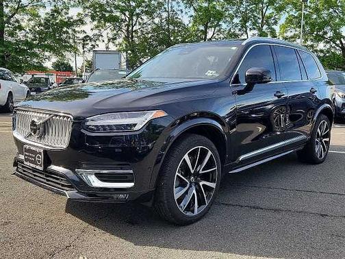 Onyx Black 2024 Volvo XC90 B6 Ultimate Bright 7-Seater