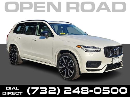 2023 Volvo XC90 Recharge Plug-In Hybrid Plus Dark 7-Seater