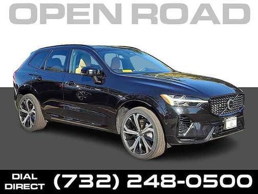 2023 Volvo XC60 Ultimate Dark