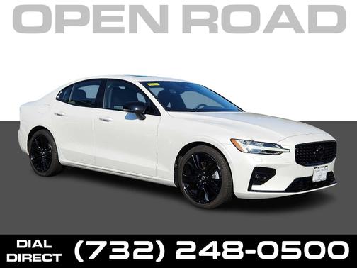2024 Volvo S60 B5 Plus Black Edition