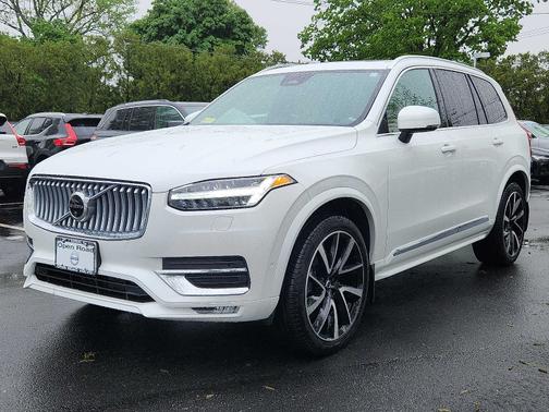 2024 Volvo XC90 B6 Ultimate Bright 7-Seater