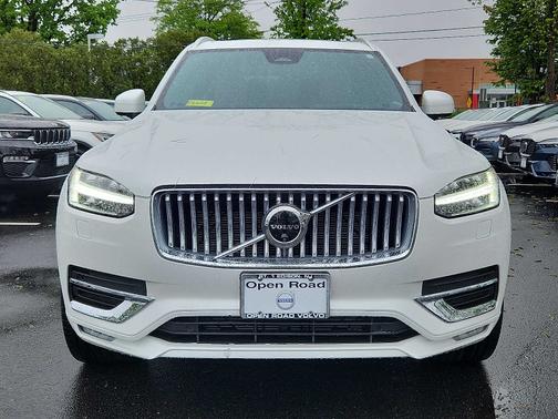 2024 Volvo XC90 B6 Ultimate Bright 7-Seater