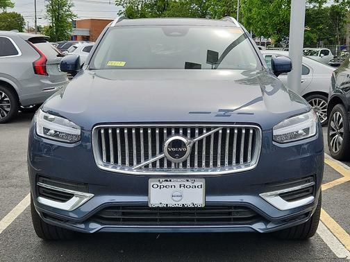 2024 Volvo XC90 Recharge Plug-In Hybrid T8 Plus Bright 7-Seater