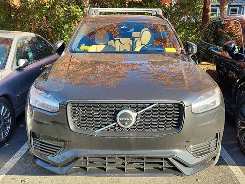 2023 Volvo XC90 Recharge Plug-In Hybrid Ultimate Dark 7-Seater