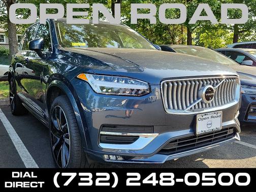 2023 Volvo XC90 B5 AWD Plus