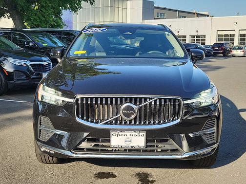 2022 Volvo XC60 B5 AWD Inscription