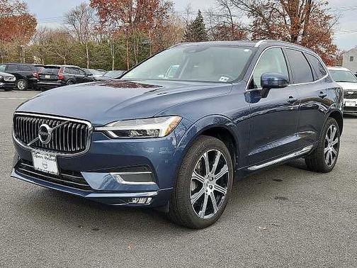 2021 Volvo XC60 T6 Inscription