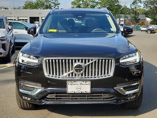 2024 Volvo XC90 B6 Plus Bright 6-Seater