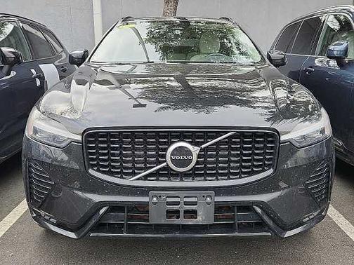 Onyx Black 2024 Volvo XC60 Core