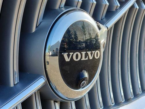 2024 Volvo XC90 B6 Plus Bright 7-Seater
