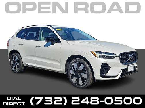 2024 Volvo XC60 Recharge Plug-In Hybrid T8 Plus Dark