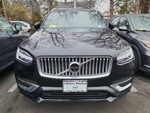 2023 Volvo XC90 B6 AWD Ultimate 7-Seater