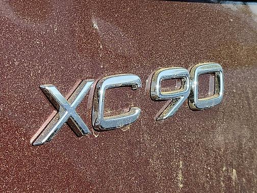 2025 Volvo XC90 B5 (2025.5) Core