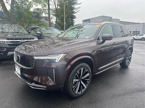 2025 Volvo XC90 B5 (2025.5) Core