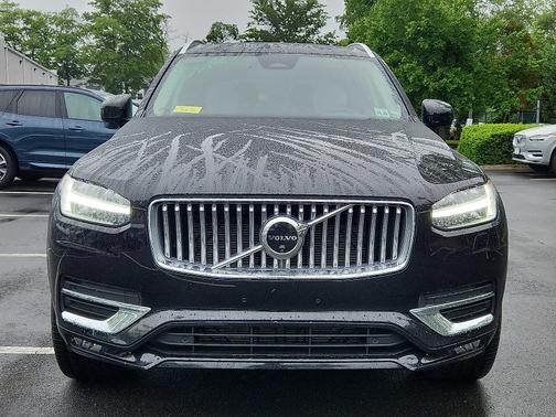 2024 Volvo XC90 B5 Plus Bright