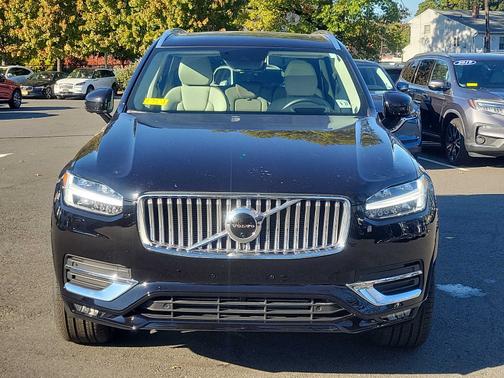 2022 Volvo XC90 T6 AWD Inscription 7 Seater