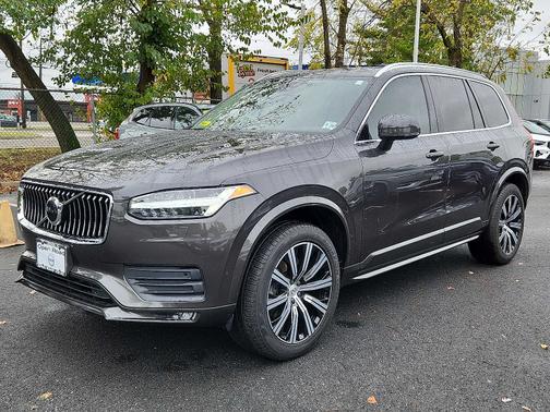 2023 Volvo XC90 B5 AWD Core