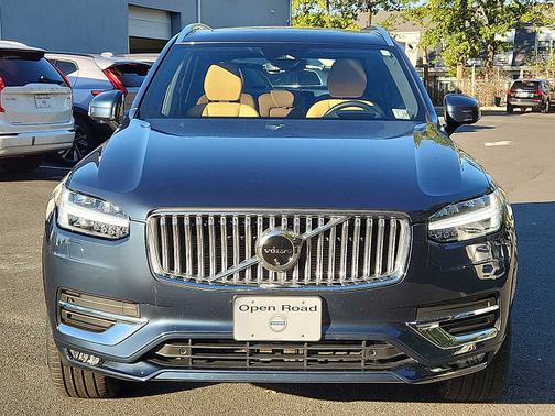 2024 Volvo XC90 B6 Ultimate Bright 7-Seater