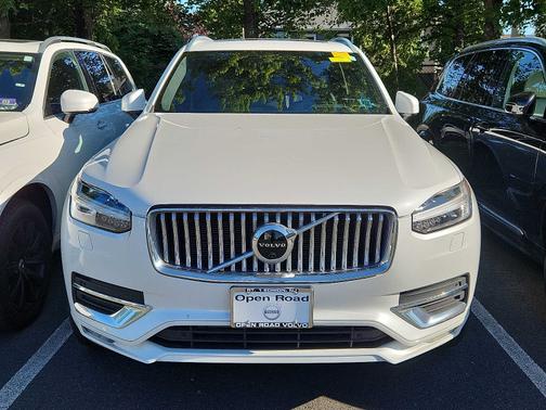 2022 Volvo XC90 T6 AWD Inscription 7 Seater