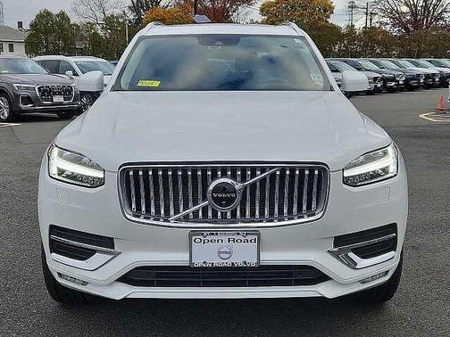 2022 Volvo XC90 T6 AWD Inscription 6 Seater