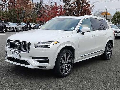 2022 Volvo XC90 T6 AWD Inscription 6 Seater