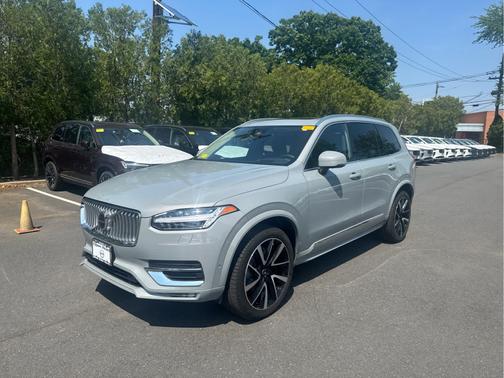 2024 Volvo XC90 B6 Ultimate Bright 6-Seater