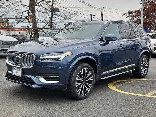 2024 Volvo XC90 Plus