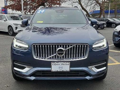 2024 Volvo XC90 Plus