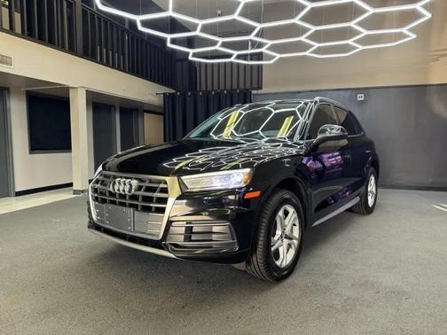 Black 2018 Audi Q5 2.0T Premium