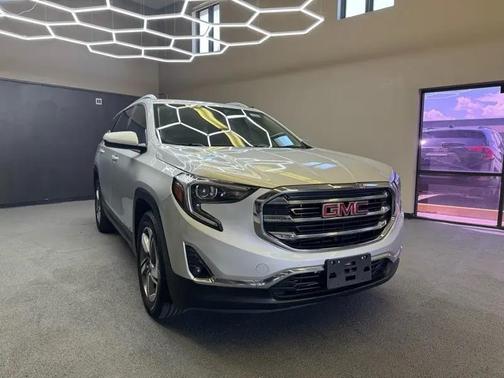 Quicksilver Metallic 2019 GMC Terrain SLT