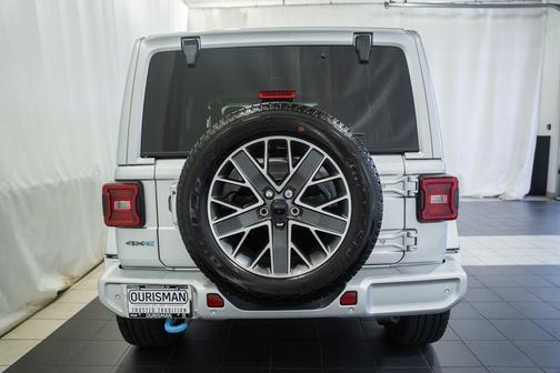 Silver Zynith Clearcoat 2023 Jeep Wrangler 4xe Sahara High Altitude