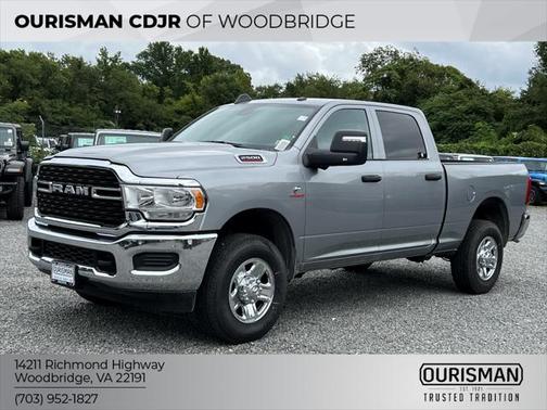 2024 RAM 2500 Tradesman Crew Cab 4x4 6'4' Box