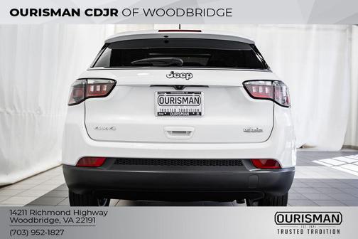 2022 Jeep Compass Latitude Lux