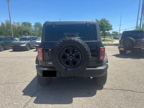 SHADOW BLACK 2024 Ford Bronco Wildtrak