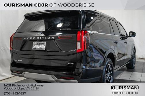 AGATE BLACK METALLIC 2025 Ford Expedition Max Platinum