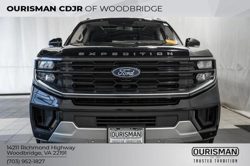 AGATE BLACK METALLIC 2025 Ford Expedition Max Platinum