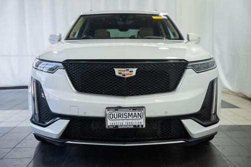 Crystal White Tricoat 2020 Cadillac XT6 Sport AWD