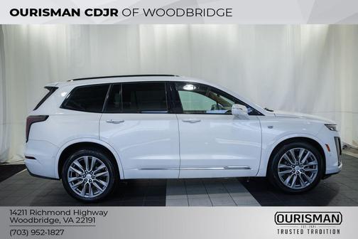Crystal White Tricoat 2020 Cadillac XT6 Sport AWD